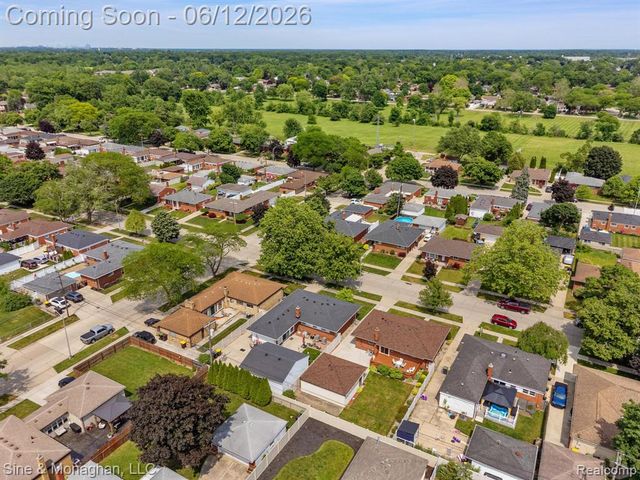 1924 Newman Street, Trenton, MI 48183