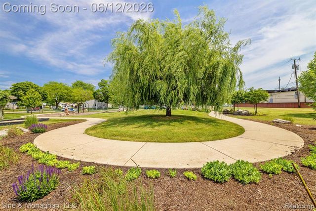 1924 Newman Street, Trenton, MI 48183