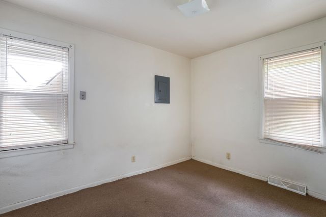 2229 53rd, Wichita, KS 67216