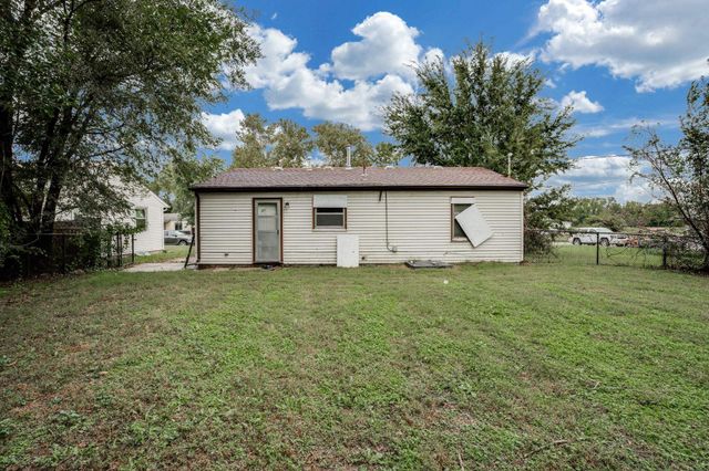 2229 53rd, Wichita, KS 67216
