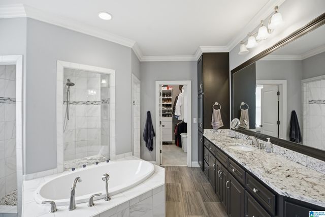 3898 LAKESIDE DRIVE, Trussville, AL 35173