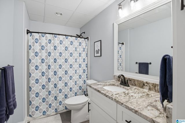 3898 LAKESIDE DRIVE, Trussville, AL 35173