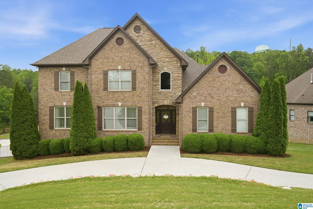 3898 LAKESIDE DRIVE, Trussville, AL 35173