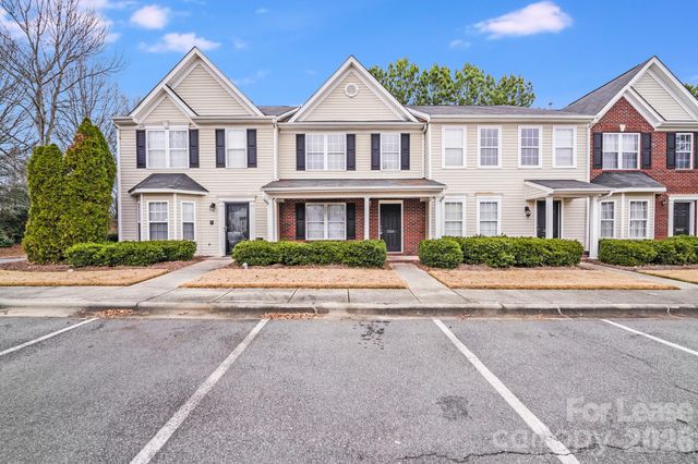 3260 Barons Court Road, Charlotte, NC 28213
