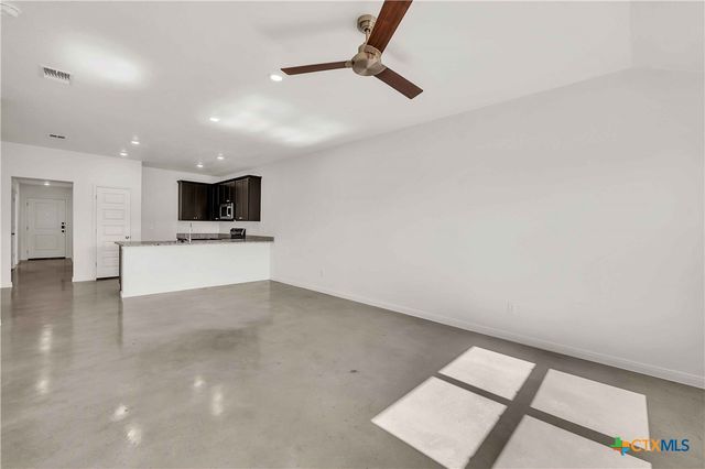 912 Switchgrass Drive, Killeen, TX 76543