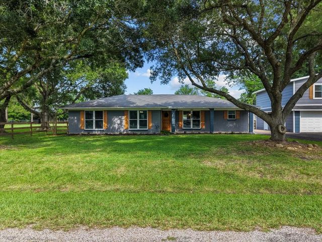 3721 Rush Road, Santa Fe, TX 77510
