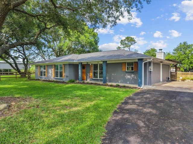 3721 Rush Road, Santa Fe, TX 77510