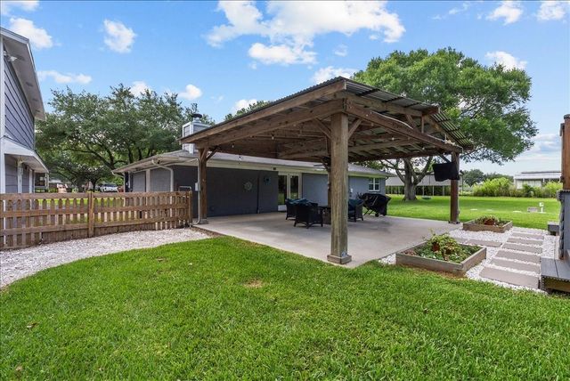 3721 Rush Road, Santa Fe, TX 77510