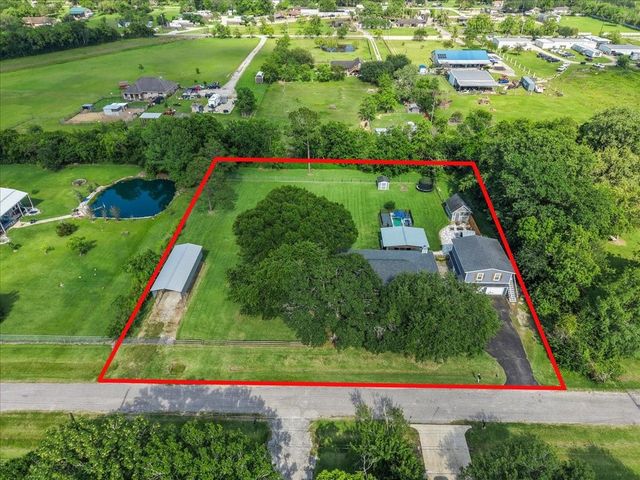 3721 Rush Road, Santa Fe, TX 77510