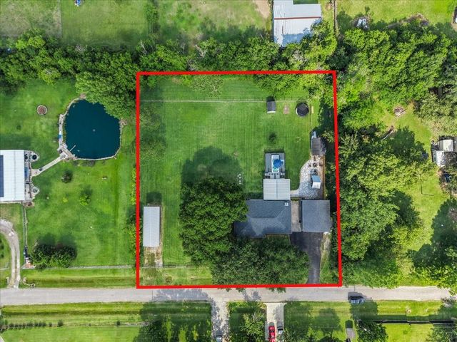 3721 Rush Road, Santa Fe, TX 77510