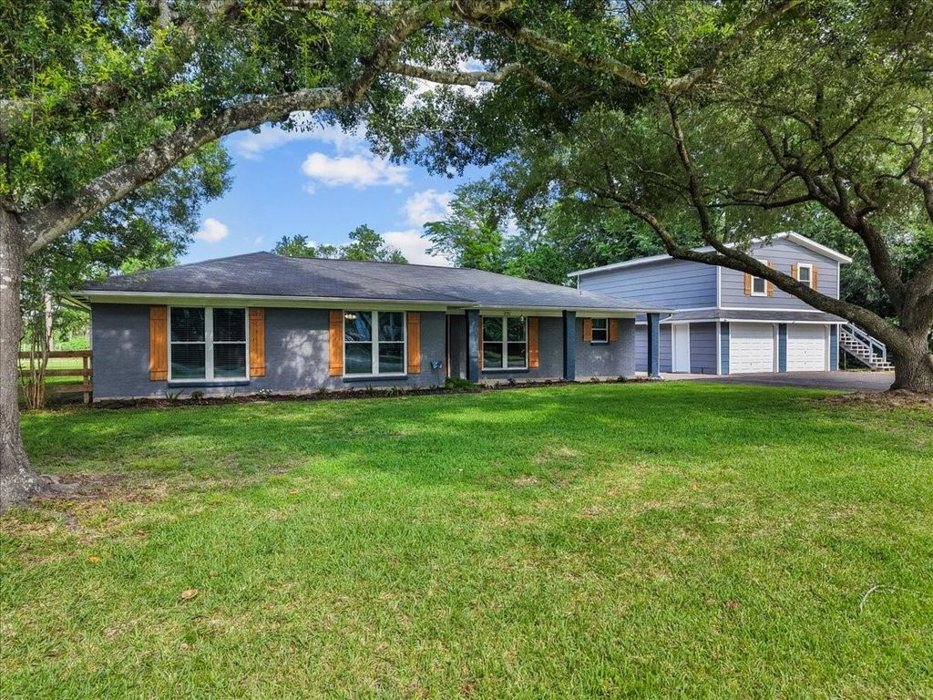 3721 Rush Road, Santa Fe, TX 77510