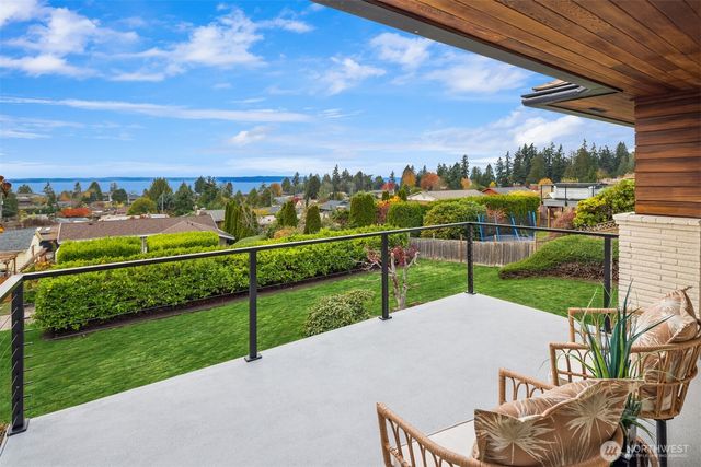 12711 9th Avenue NW, Seattle, WA 98177