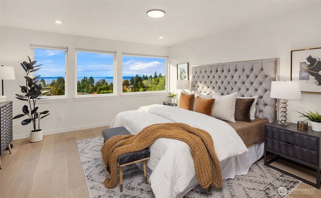 12711 9th Avenue NW, Seattle, WA 98177