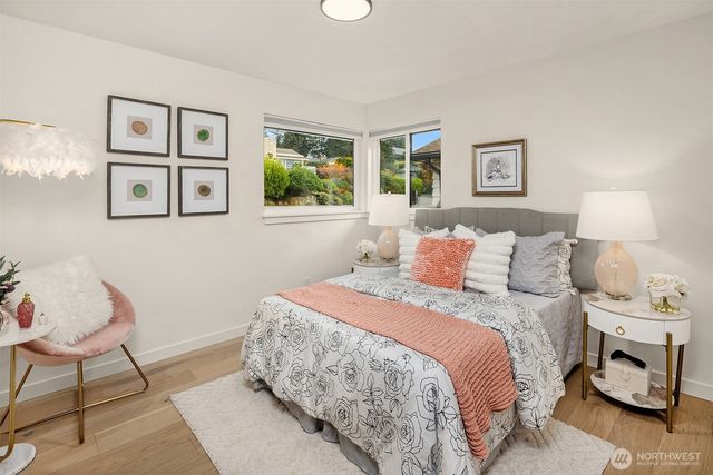 12711 9th Avenue NW, Seattle, WA 98177