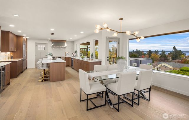 12711 9th Avenue NW, Seattle, WA 98177