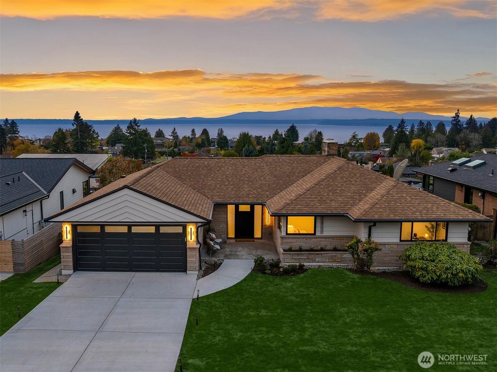 12711 9th Avenue NW, Seattle, WA 98177