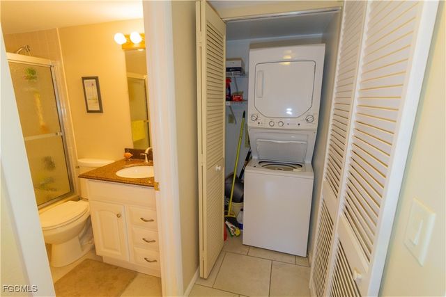 8200 Summerlin Village CIR 101, Fort Myers, FL 33919