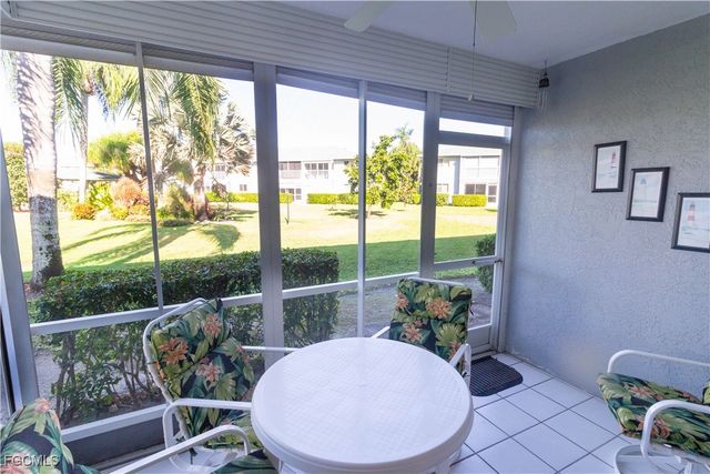 8200 Summerlin Village CIR 101, Fort Myers, FL 33919