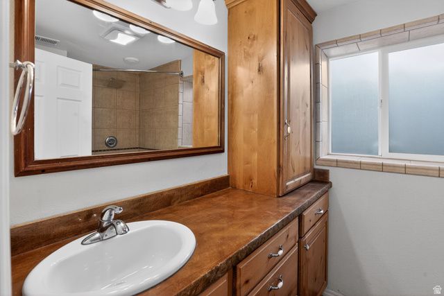 1019 E MAPLE DR, Spanish Fork, UT 84660