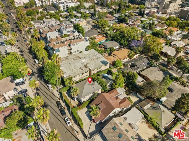 6046 Carlton Way, Los Angeles, CA 90028