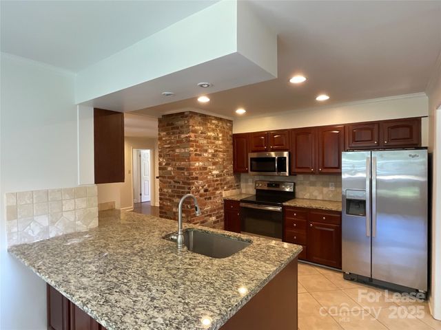 3917 Kitley Place, Charlotte, NC 28210