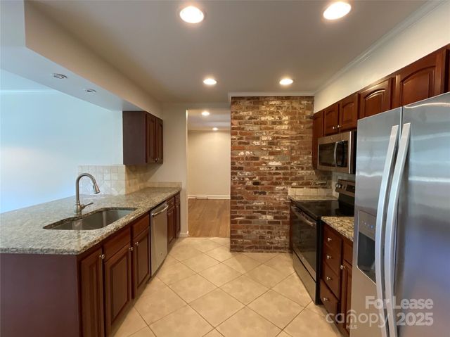 3917 Kitley Place, Charlotte, NC 28210