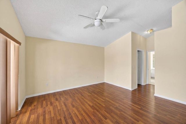10870 Old Bridgeport Lane, Boca Raton, FL 33498