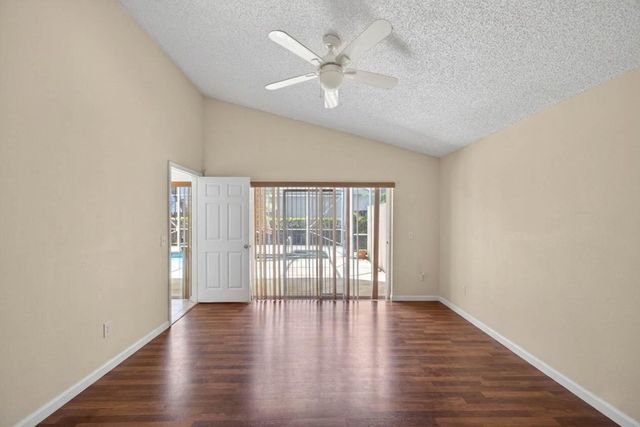 10870 Old Bridgeport Lane, Boca Raton, FL 33498