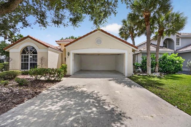 10870 Old Bridgeport Lane, Boca Raton, FL 33498