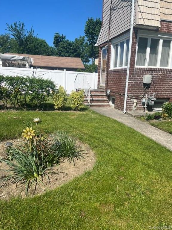 8104 169th Street, Jamaica, NY 11432 — photo 3