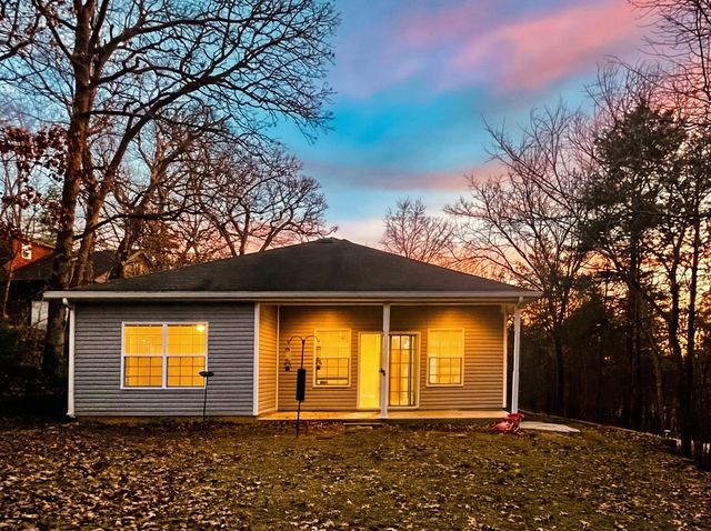 1005 Buck Drive, Merriam Woods, MO 65740