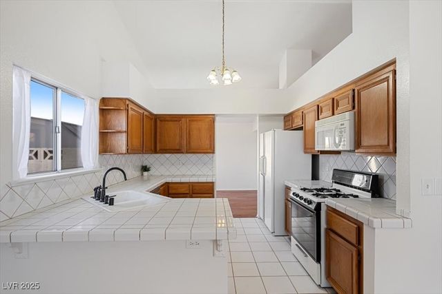 2840 Sterling Silver Street, Las Vegas, NV 89108