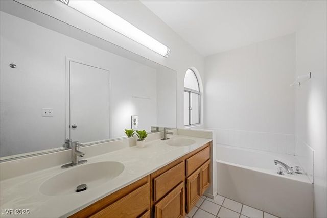 2840 Sterling Silver Street, Las Vegas, NV 89108