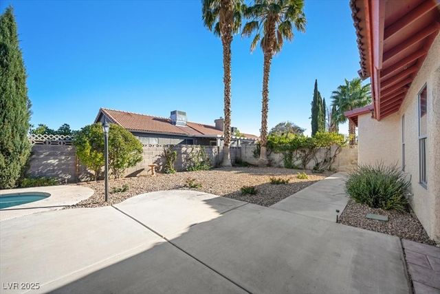 2840 Sterling Silver Street, Las Vegas, NV 89108