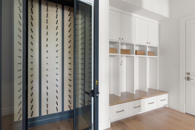 9117 Brookhurst CV, Austin, TX 78733