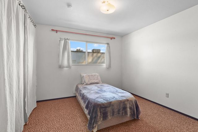 21077 Dodson Lane, Anderson, CA 96007