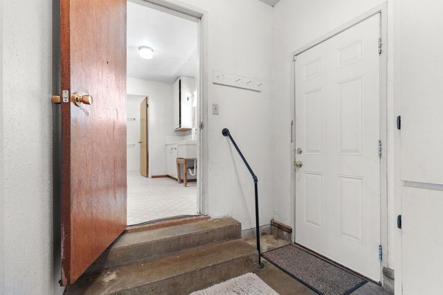 21077 Dodson Lane, Anderson, CA 96007