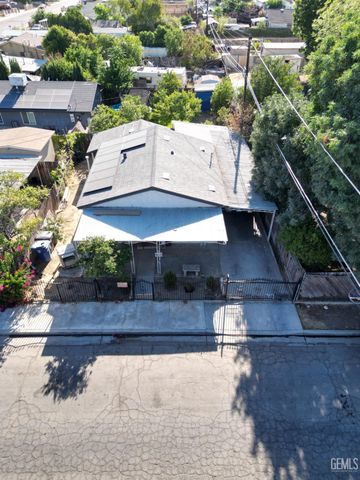 2017 Sunshine Avenue, Bakersfield, CA 93307