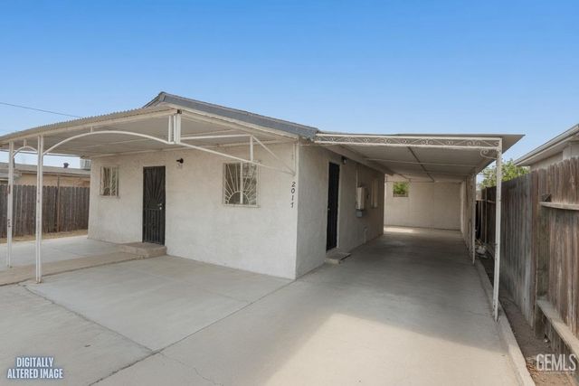 2017 Sunshine Avenue, Bakersfield, CA 93307