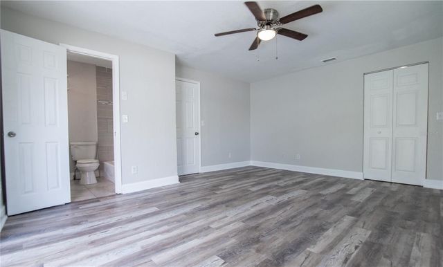 4710 W PRICE AVENUE, Tampa, FL 33611