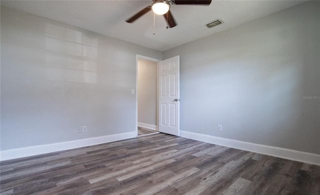 4710 W PRICE AVENUE, Tampa, FL 33611