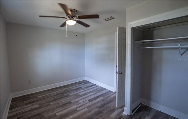 4710 W PRICE AVENUE, Tampa, FL 33611