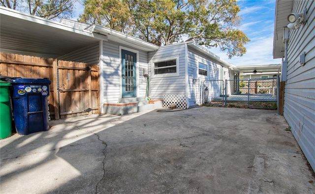 4710 W PRICE AVENUE, Tampa, FL 33611