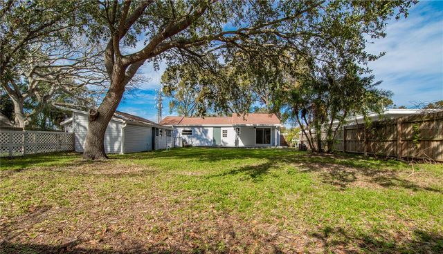 4710 W PRICE AVENUE, Tampa, FL 33611