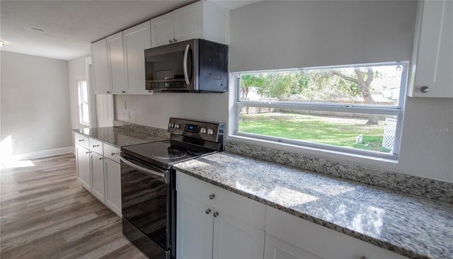 4710 W PRICE AVENUE, Tampa, FL 33611