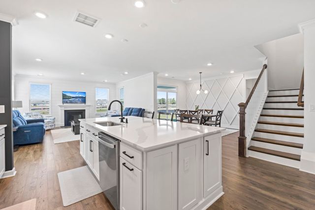 715 Upton Way, Myrtle Beach, SC 29579
