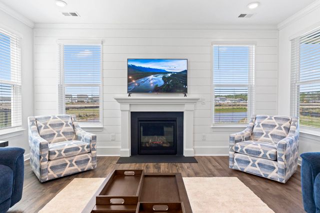 715 Upton Way, Myrtle Beach, SC 29579