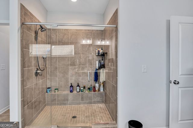 210 Fanleaf Drive, Fairburn, GA 30213