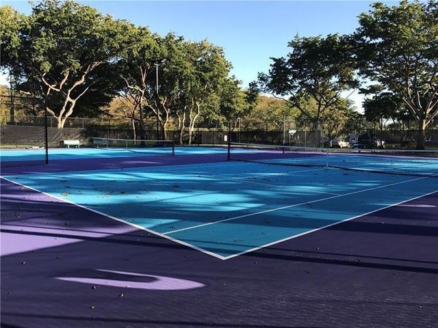 111 Lake Emerald Drive 101, Oakland Park, FL 33309