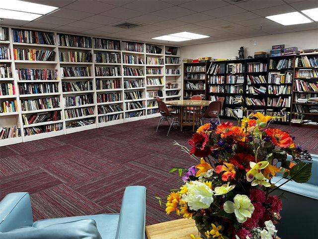 111 Lake Emerald Drive 101, Oakland Park, FL 33309